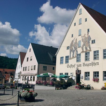 Gasthof Zum Bayerischen Greding Eksteriør bilde